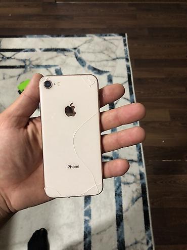 c33 telefon: IPhone 8 Plus, Qızıl rəng (Gold), 64 GB Xüsusiyyətlər: - 5.5 düymlük — 3