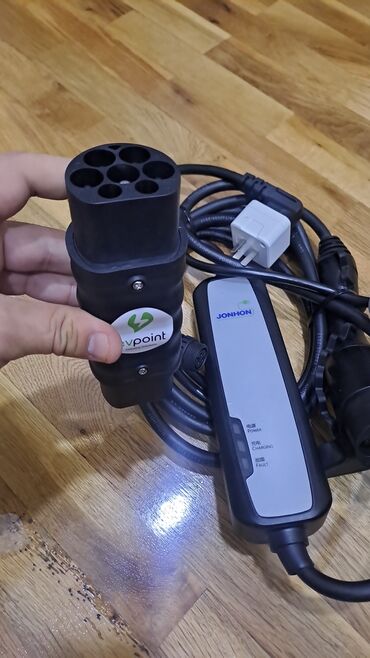 Avtomobil akkumulator zaryadkalari: Məhsul: Elektrik avtomobilləri üçün daşınan şarj qurğusu (EVSE) və