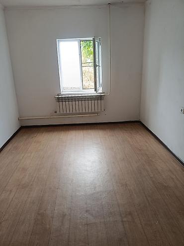 Бөлмөлөрдү ижарага берүү: 15 м² — 1