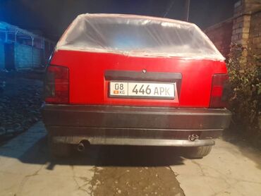 Fiat: Fiat Tipo: 1990 г., 1.4 л, Механика, Бензин, Седан