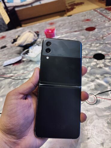 Samsung: Samsung Z Flip, 256 GB, rəng - Qara, Simsiz şarj, İki sim kartlı, Düyməli — 3