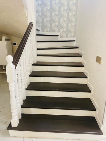 Günlük kirayə evlər: Quba-Qəşrəşdə mesenin Qəçrəşə girisdə iki mərtəbəli Villa günlük -da lalafo.az — 15 Günlük kirayə evlər: Quba-Qəşrəşdə mesenin Qəçrəşə girisdə iki mərtəbəli Villa günlük — 15