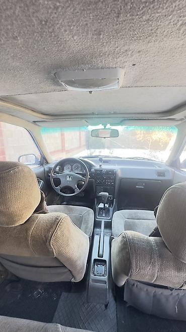 Honda: Honda Accord: 1990 г., 2 л, Автомат, Бензин, Седан — 6