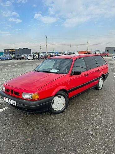 Volkswagen: Volkswagen Passat Variant: 1989 г., 1.8 л, Механика, Бензин, Универсал — 1