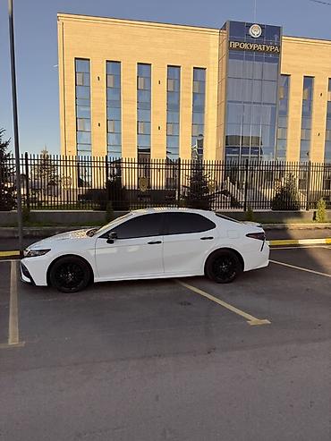 nx 200: Toyota Camry: 2024 г., 2.5 л, Автомат, Бензин, Седан — 4