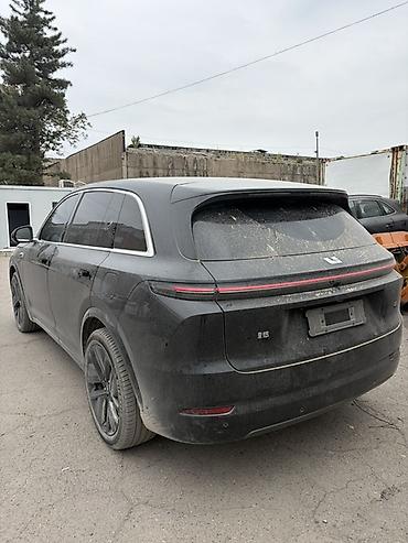 byd e6: Lixiang L7: 2025 г. — 7