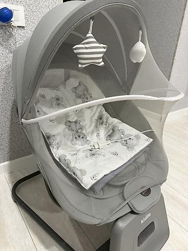 Beşiklər: Oğlan və qız üçün, Yeni, Beşik, Matras ilə, Yellənmə mexanizmi ilə — 2
