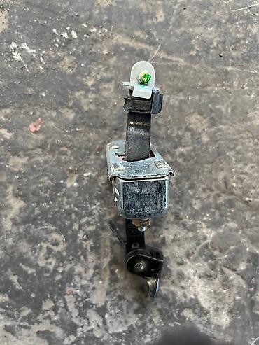 key maker: Toyota Sequoia ограничитель двери, Тойота Секвоя дверной ограничитель — 5