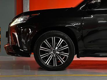 song l: Lexus LX: 2020 г., 5.7 л, Автомат, Бензин, Внедорожник — 5