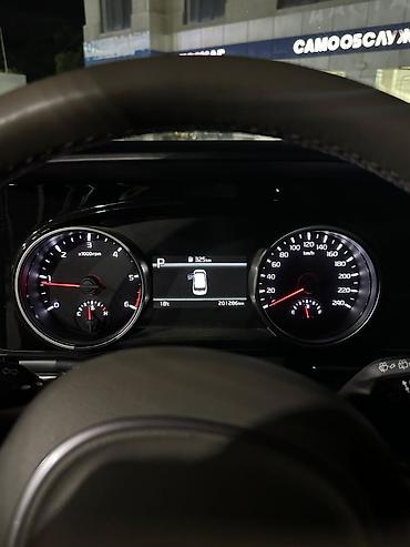 приборная панель матиз: Kia Carnival: 2020 г., 2.2 л, Автомат, Дизель, Минивэн — 8