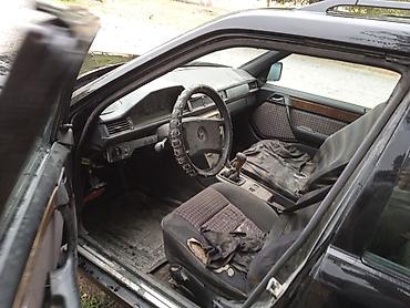 сиз 82 1: Mercedes-Benz W124: 1989 г., 2.3 л, Кол менен иштөөчү, Бензин, Универсал — 4