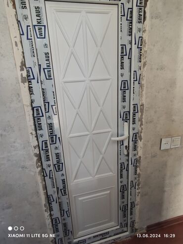 Qapıların təmiri: Naxışli Plasti̇k Hamam Qapıları. 350 man — 15