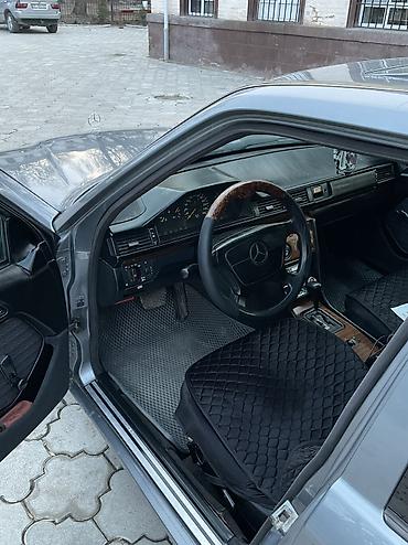 Mercedes-Benz: Mercedes-Benz E-Class: 1993 г., 2.8 л, Автомат, Бензин, Седан — 10