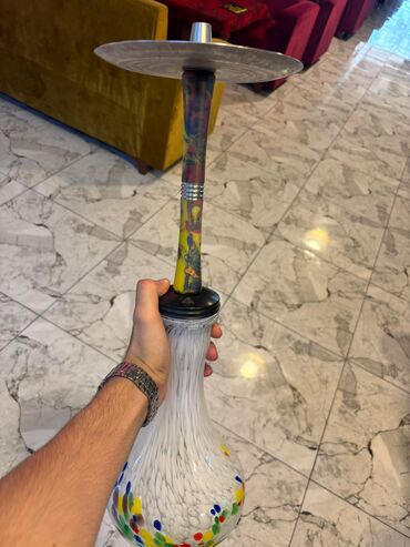 Qəlyan, vayp və aksesuarları: Əla vəziyyətdə aparatlar satılır. çaşqa, kaloud, maqqaş və yeterince