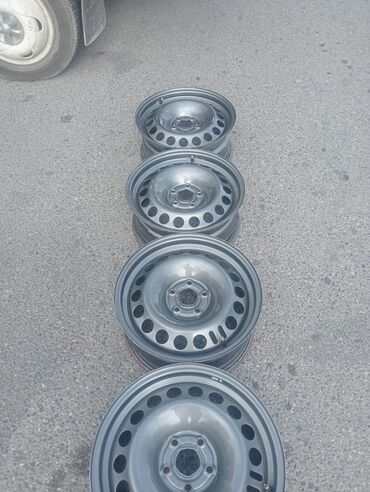 ij disklər: Məhsul: 4 ədəd polad disk komplekti - Rəng: tünd boz/metalik -