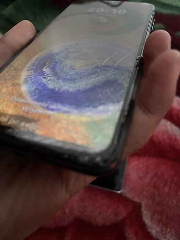 Apple iPhone: IPhone 8 Plus — 13