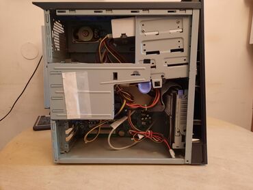 Desktop računari i radne stanice: Stari,retro IBM kompjuter,desktop racunar NetVista Nepoznato stanje — 9