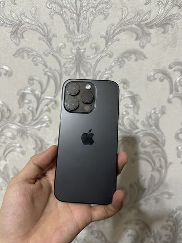 Apple iPhone: IPhone 14 Pro, Б/у, 256 ГБ, Черный, Защитное стекло, Чехол, Коробка, 86 %