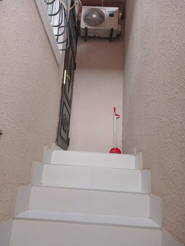 bine atciliqda ev: Binəqədi qəs. 3 otaqlı, 75 kv. m, Yeni təmirli