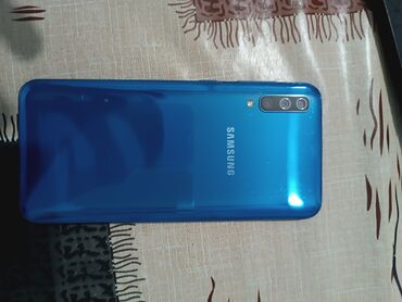 chekhol samsung j3: Samsung A50, 128 ГБ, цвет - Голубой, Две SIM карты