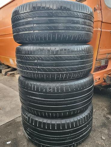snow tyre: Комплект из 4 литых дисков BMW с шинами. Характеристики дисков: - — 6