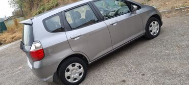 Honda: Honda Jazz: 2004 г., 1.3 л, Механика, Бензин, Хэтчбэк