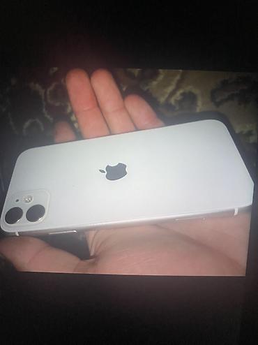 Apple iPhone: IPhone 11, Б/у, 128 ГБ, Белый, 73 % — 6