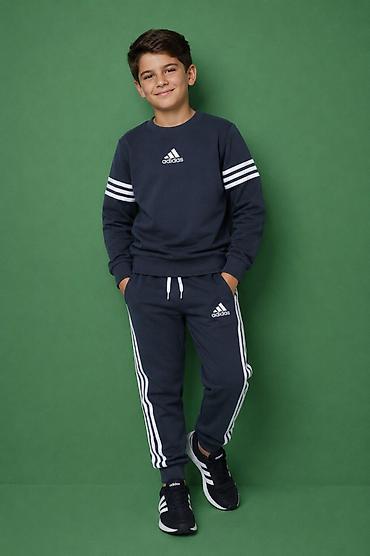 lilly majice: Adidas dečija trenerka za dečake NOVO Novo Pamuk Veličine 4 6 8 10 12 — 4