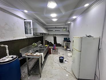 kafe resdaran: Kommersiya obyekti – geniş zal və ayrıca otaqlarla Restoran və oxşar — 5
