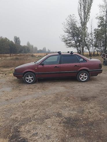 пасат 4: Volkswagen Passat: 1991 г., 1.8 л, Механика, Седан — 2