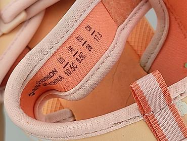 torba pull and bear: Sandałki Decathlon, 28, Używany — 4