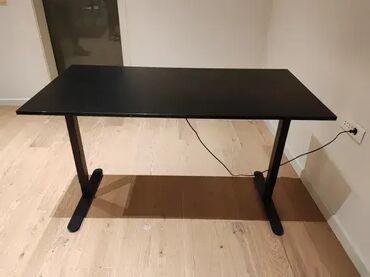 Kancelarijski setovi nameštaja: Fotelje i stolovi crni elektro podesivi dim 140x70 cm Odlični, kao — 6