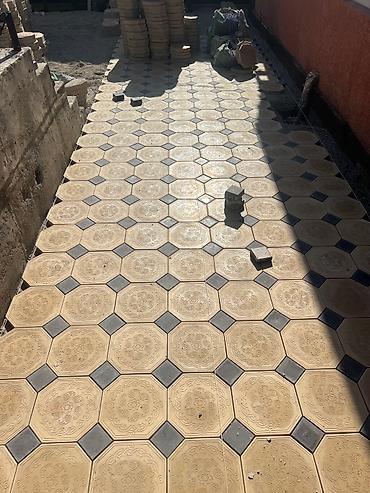 construction: Тротуарная плитка в форме восьмиугольника с квадратными вставками — 4