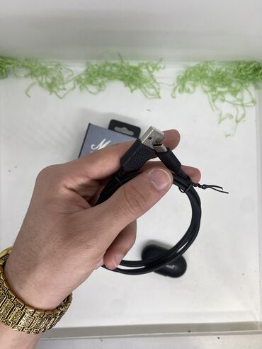 Qulaqcıqlar: Yeni Simsiz (Bluetooth) Qulaqcıqlar, Marshall — 7