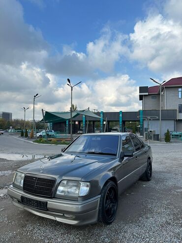 Mercedes-Benz: Mercedes-Benz W124: 1994 г., 3.2 л, Автомат, Бензин, Седан