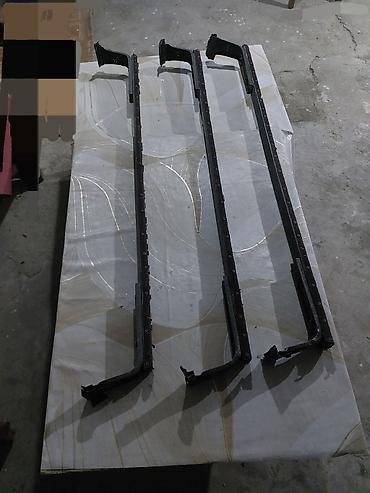 04 satışı: Vaz 21 04 baqajı yaxşı vəziyyətdədir,3 ədəddir,bəzən zəng çatmasa — 4