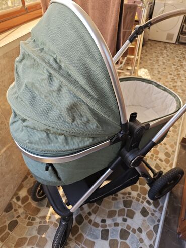 прогулочные коляски carrello quattro: Коляска-люлька съемная, Б/у, Возраст: <1 месяца, Самовывоз