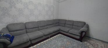 продадим диван: Гарнитур для зала, Диван, Б/у