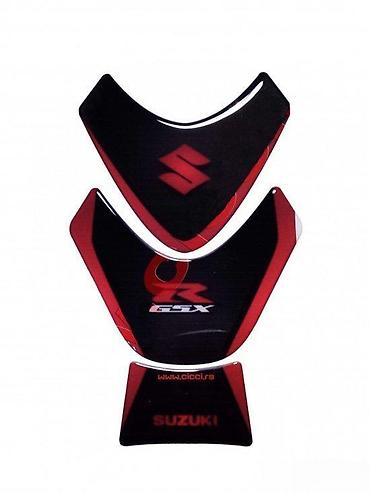 tipke: SUZUKI GSXR - tank pad - 628 📌 Opis: Samolepljivi protektor za — 1
