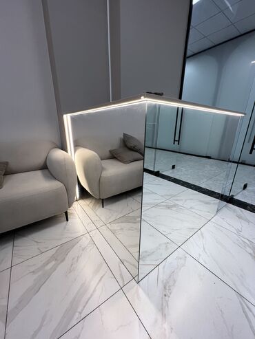 Стойки ресепшн: Столы ресепшен Администраторский стол Кассовый стол Занимаемся — 24