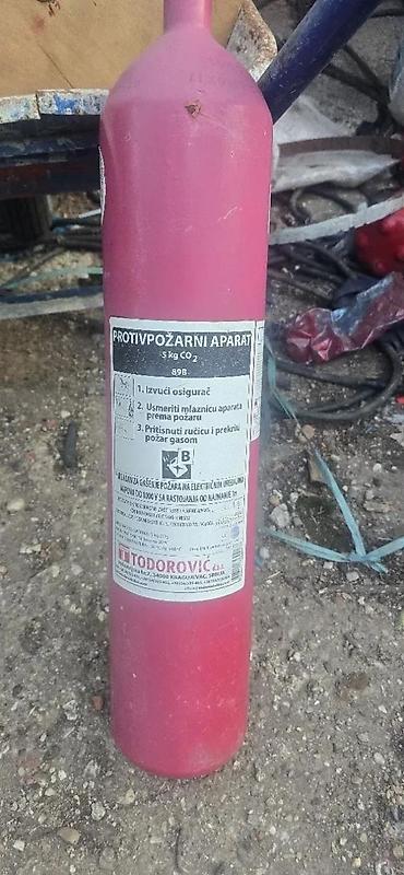 piter auto plac borca: CO2 BOCA 5KG | Boca je puna gasa co2 za zavarivanje. 50e je komad — 2