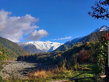 Kommersiya daşınmaz əmlakının satışı: 🏔️ QƏBƏLƏDƏ İSTİRAHƏT MƏRKƏZİ SATILIR – 4 İLLİK HAZIR BİZNES! — 25