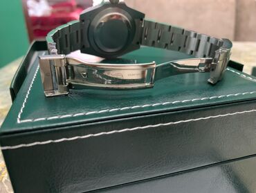 женские кроссовки reebok classic: Yeni, Qol saatı, Rolex, rəng - Gümüşü