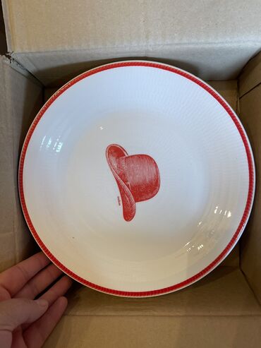 тарелки посуда: Тарелки новые made in Italia 🇮🇹 диаметр 26см 6 шт 4000 ручная роспись