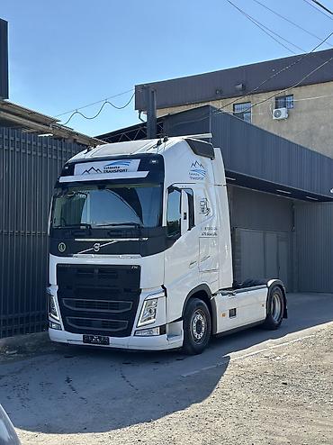 вито 2013: Тягач, Volvo, 2019 г. — 1