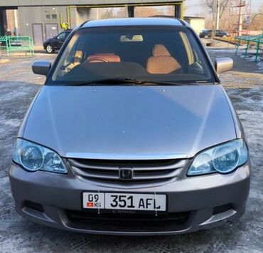 машына баткен: Honda Odyssey: 2000 г., 2.3 л, Автомат, Бензин, Вэн/Минивэн