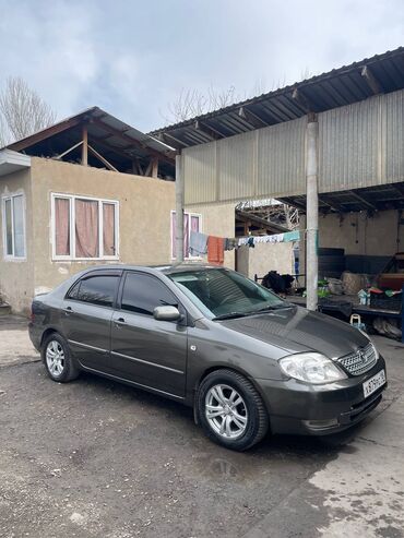 Toyota: Toyota Corolla: 2003 г., 1.6 л, Механика, Бензин, Седан