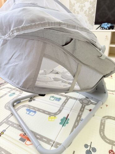 Nənnilər: Usaq ucun yeni nenni. İşlənməyib.pultu buıtuzu muzika yellenme — 1