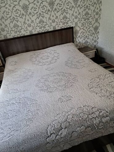 односпальная кровать с матрасом бишкек: Б/У кровать 2 спальная