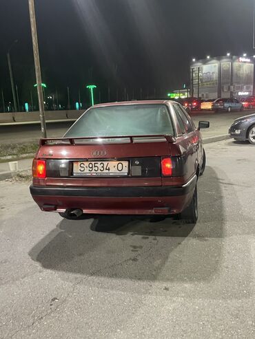 Audi: Audi 80: 1987 г., 2 л, Механика, Бензин, Седан